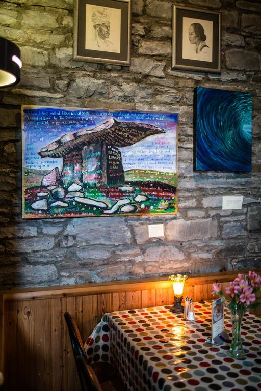Byrnes Wine Dine Stay Ennistimon Exterior foto