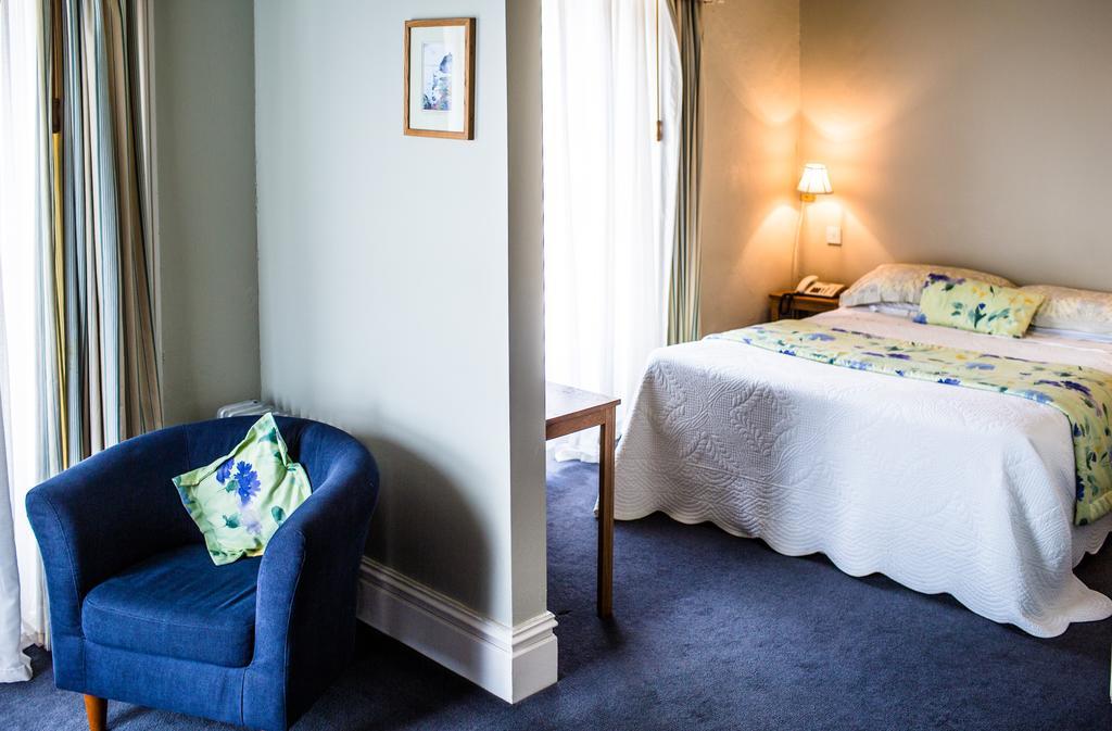 Byrnes Wine Dine Stay Ennistimon Quarto foto