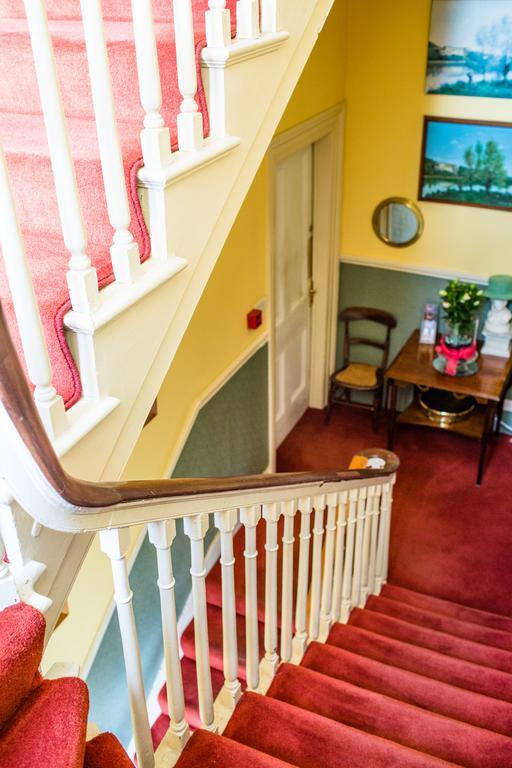 Byrnes Wine Dine Stay Ennistimon Quarto foto