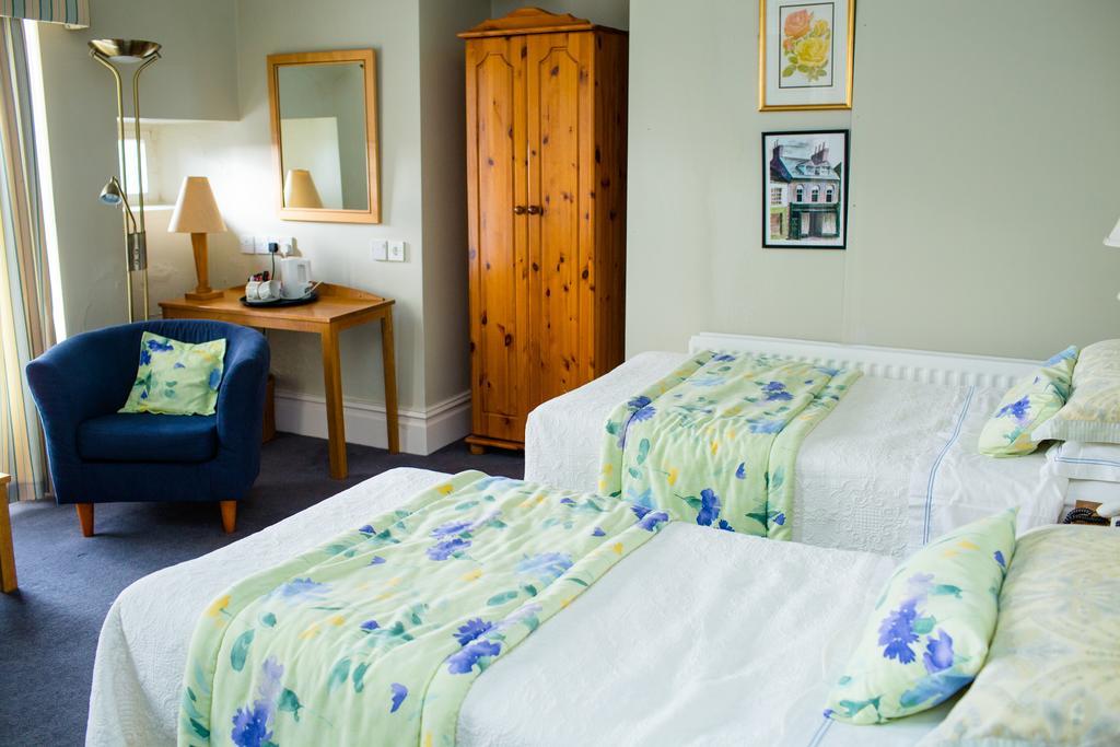 Byrnes Wine Dine Stay Ennistimon Quarto foto